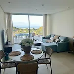 Palo Alto Apartment