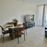 Palo Alto * Marbella