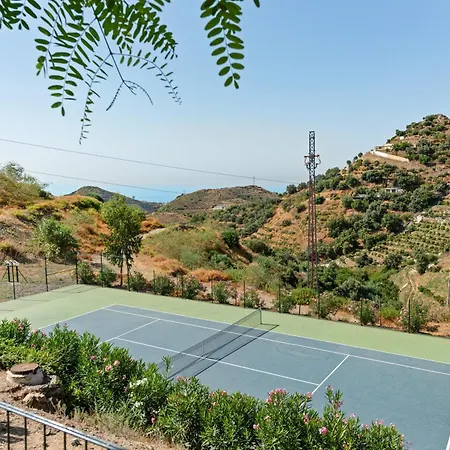 Palo Alto Apartment *